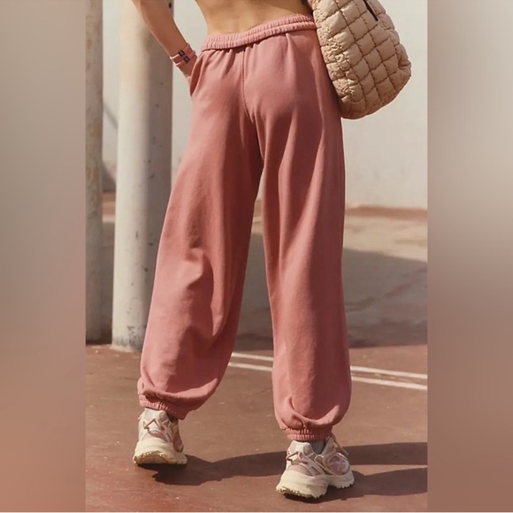 NWOT Free People Movement FP Movement All Star Solid Pants Medium Pink - Picture 3 of 9